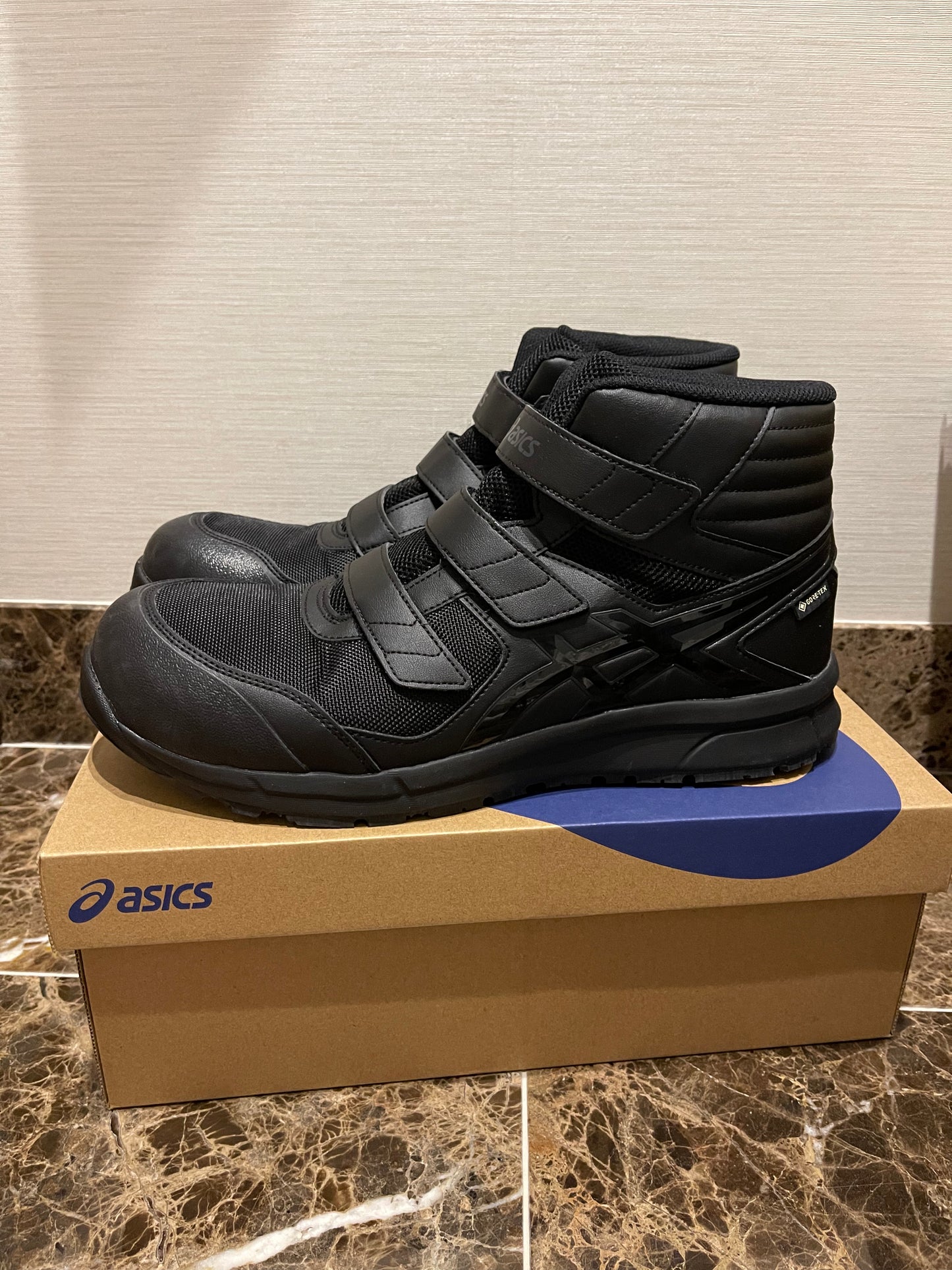 Asics WINJOB CP601 G-TX 防水高筒安全鞋 (3E闊腳版)