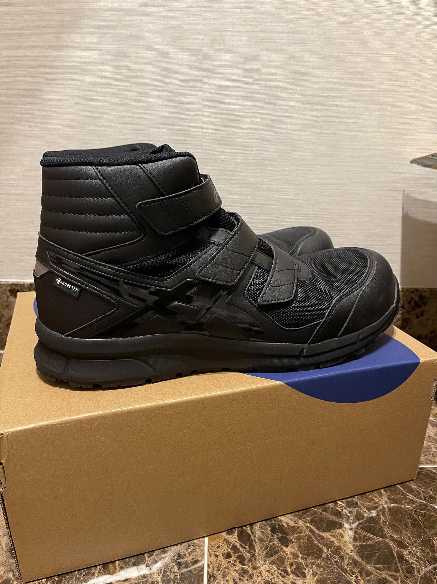 Asics WINJOB CP601 G-TX 防水高筒安全鞋 (3E闊腳版)